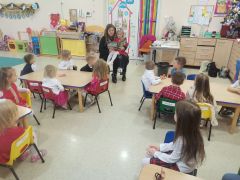 ilustracja do wpisu 
Spotkanie czytelnicze w grupie "Brzoskwinki"