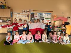 ilustracja do wpisu 
Listopad w barwach biało-czerwonych w gr. IV